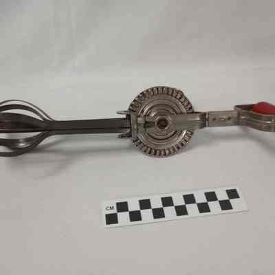 Egg beater