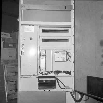 Dixie Narco sunglo cabinet