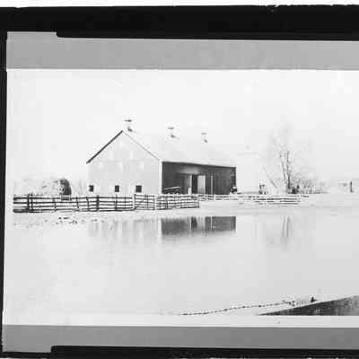 Ray Trussell's barn on Leetown Road