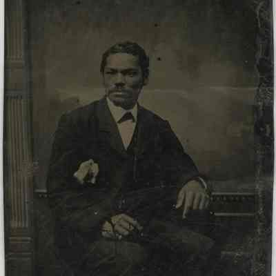 1882 Lucas-Hart marriage certificate, photo of groom
