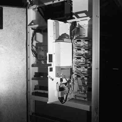 Dixie Narco Sunglo cabinet