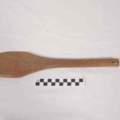 Wooden kitchen paddle