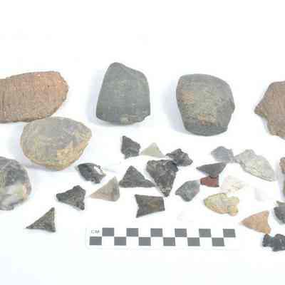 Lithic materials and pottery fragments