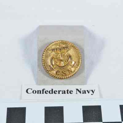 Brass Confederate Navy uniform button