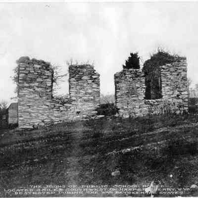Public school house near Halltown
