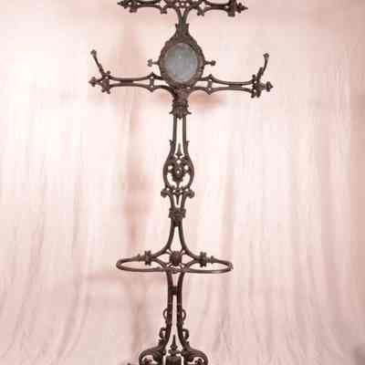 Ornate cast iron coat tree