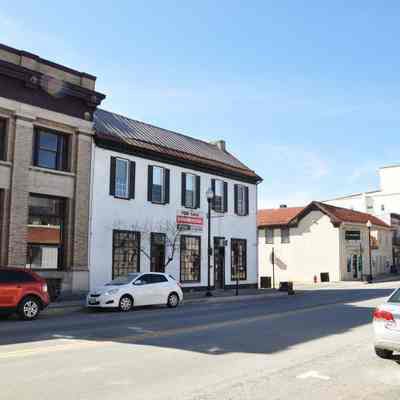 200 block of Washington Street looking west