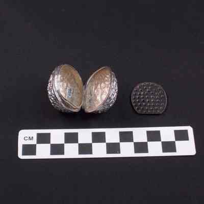 Silver nutmeg grater