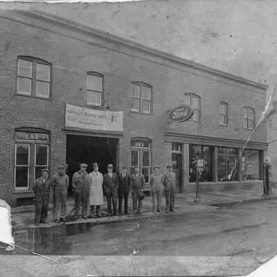 Ford dealership