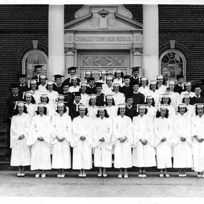 1946 CHS graduating class