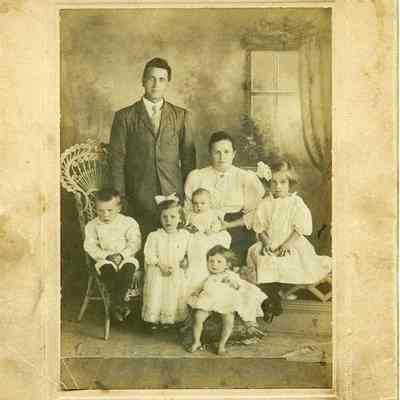 Charles D. & Anna Fay Kable Johnson & family