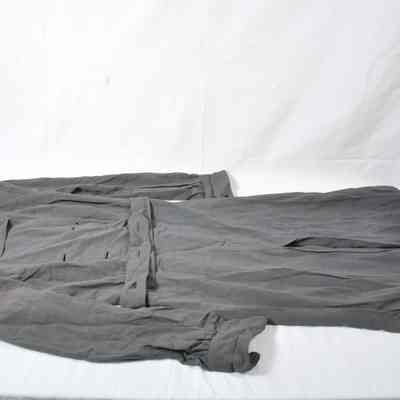U.S. Navy uniform dress