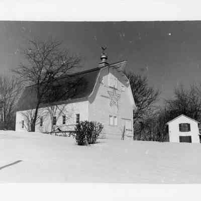 Bradley Nash Farm barn