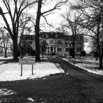 Claymont Court