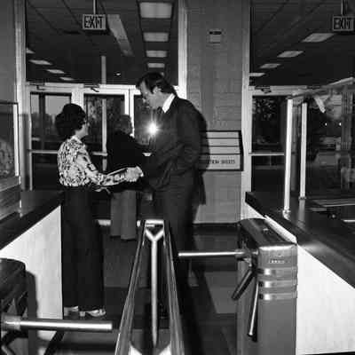 Governor Rockefeller's visit to the Charles Town Race Track