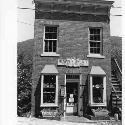 Mountaineer Jewelry Company