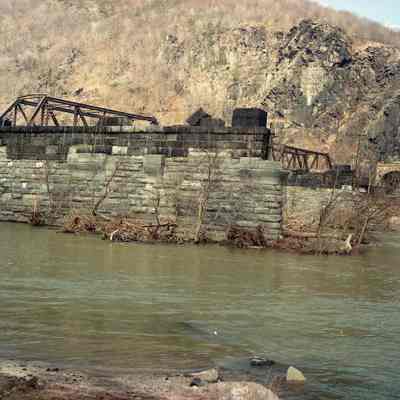Potomac River Bridge stonework