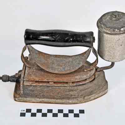 Gas iron, possibly a Monitor