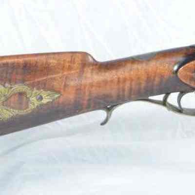 Long rifle made by Henderson Bishop - close up