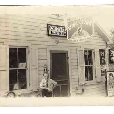 Martin D. Welsh, Sr., in front of Welsh's Grocery (and post office), 7-5-1941: IMG2025.026.001 (39)