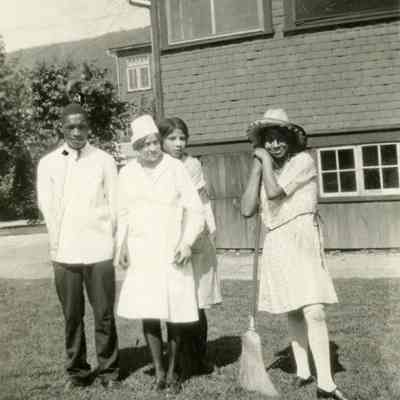 Unidentified people, possibly Storer College