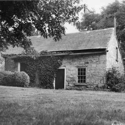 Brick smoke house and stone kitchen at Happy Retreat