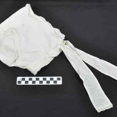 White cotton cap with lace trim