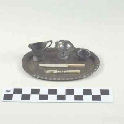 Doll's tray with cups and cutlery (#932-937)