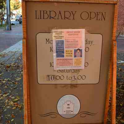 Shepherdstown Public Library COVID-19 pandemic signs