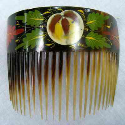 Large tortoise shell ornamental comb: Origformat: Other