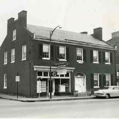 Ramey House, 238 West Washington Street