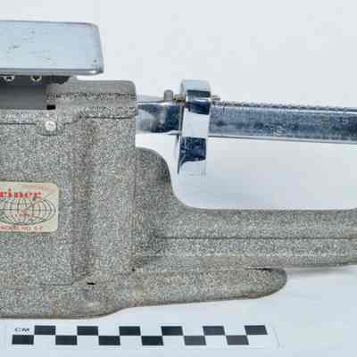 Triner Scales for weighing mail