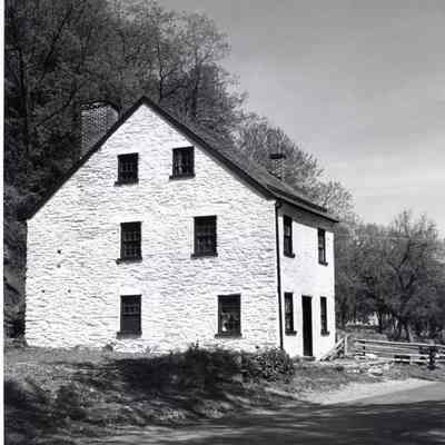 Armorer's dwelling on Shenandoah Street
