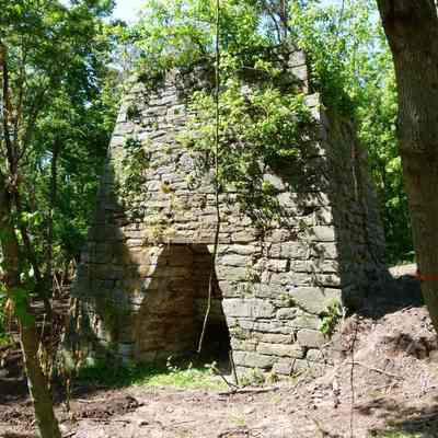 Shannondale iron furnace and log cabin