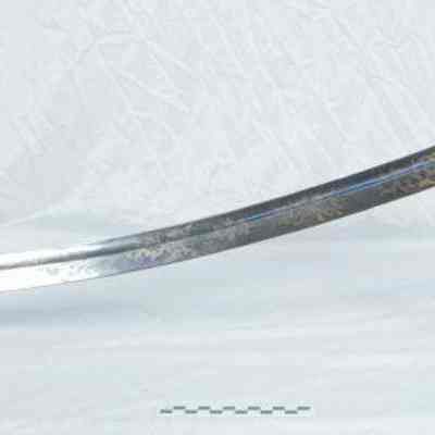 Light artillery saber