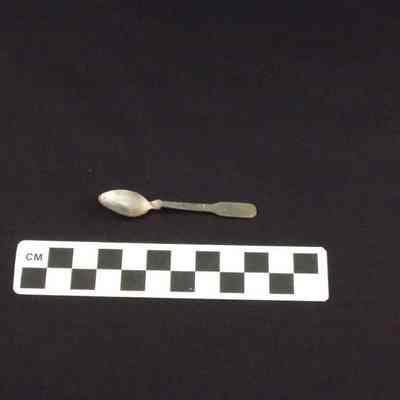 Metal teaspoon for child's play