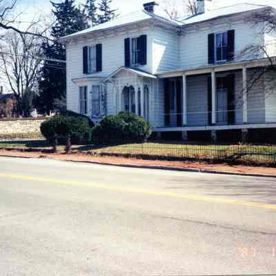 Baylor home, Mildred and Congress streets