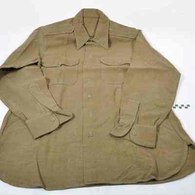 World War II OD brown long-sleeved uniform shirt
