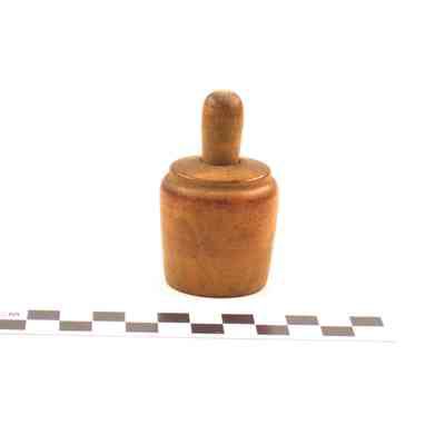 Small, round wooden, tapered mold