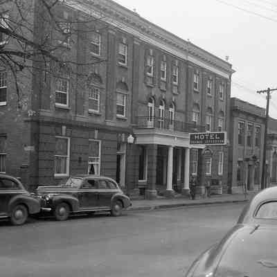 Thomas Jefferson Hotel, ca. 1945