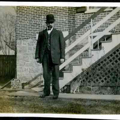 unidentified man (ARC499-28)