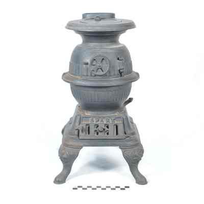 Sales sample or child's toy pot-bellied stove