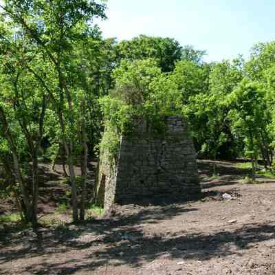 Shannondale iron furnace: Copyright: E. C. Field; Origformat: Other