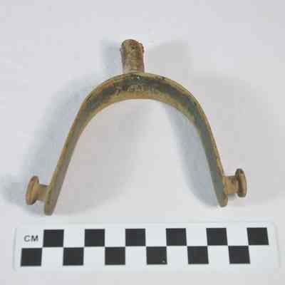 Brass spur with knobs for attaching straps to boot
