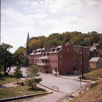 Block of reconstructed buildings at Shenandoah and Foliage streets