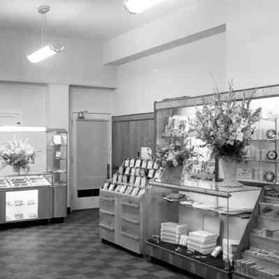 Nichols and Stuck Drug Store opening, 1947