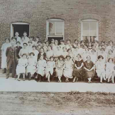 Maxell Factory Workers