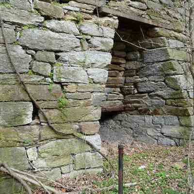 Shannondale Iron Furnace: Copyright: E. C. Field; Origformat: Other