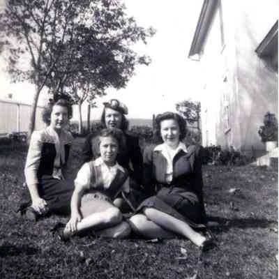 Rosenberger sisters:  Rachel, Anna Lee, Helen, & Lucy, c1943