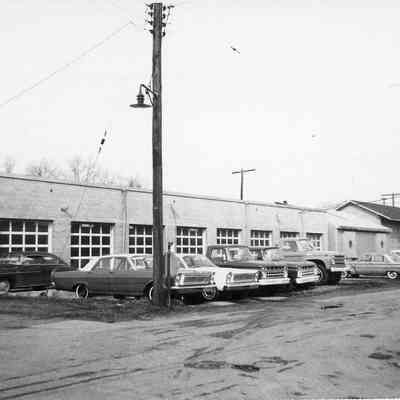 Ford dealership